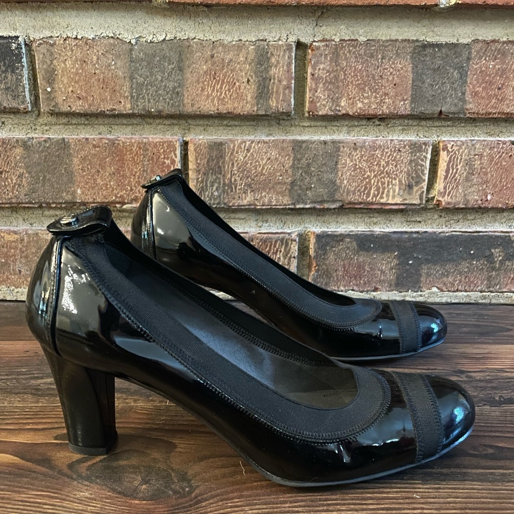 Stuart Weitzman black patent leather pump block heel